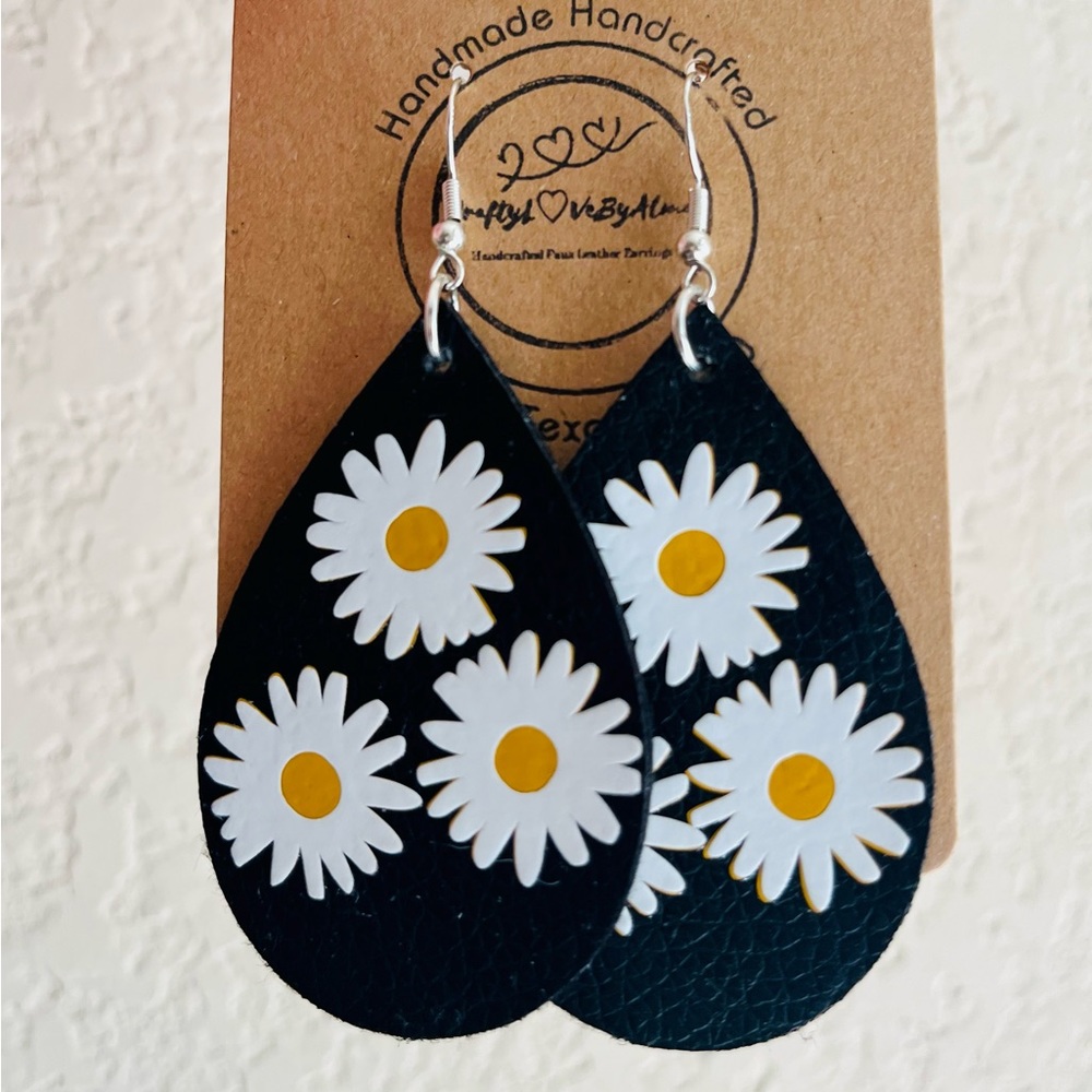 Beautiful Daisy in White & Yellow Floral Teardrop Faux Leather Earrings